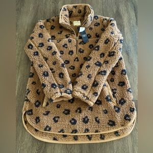 NWT Abercrombie Pullover